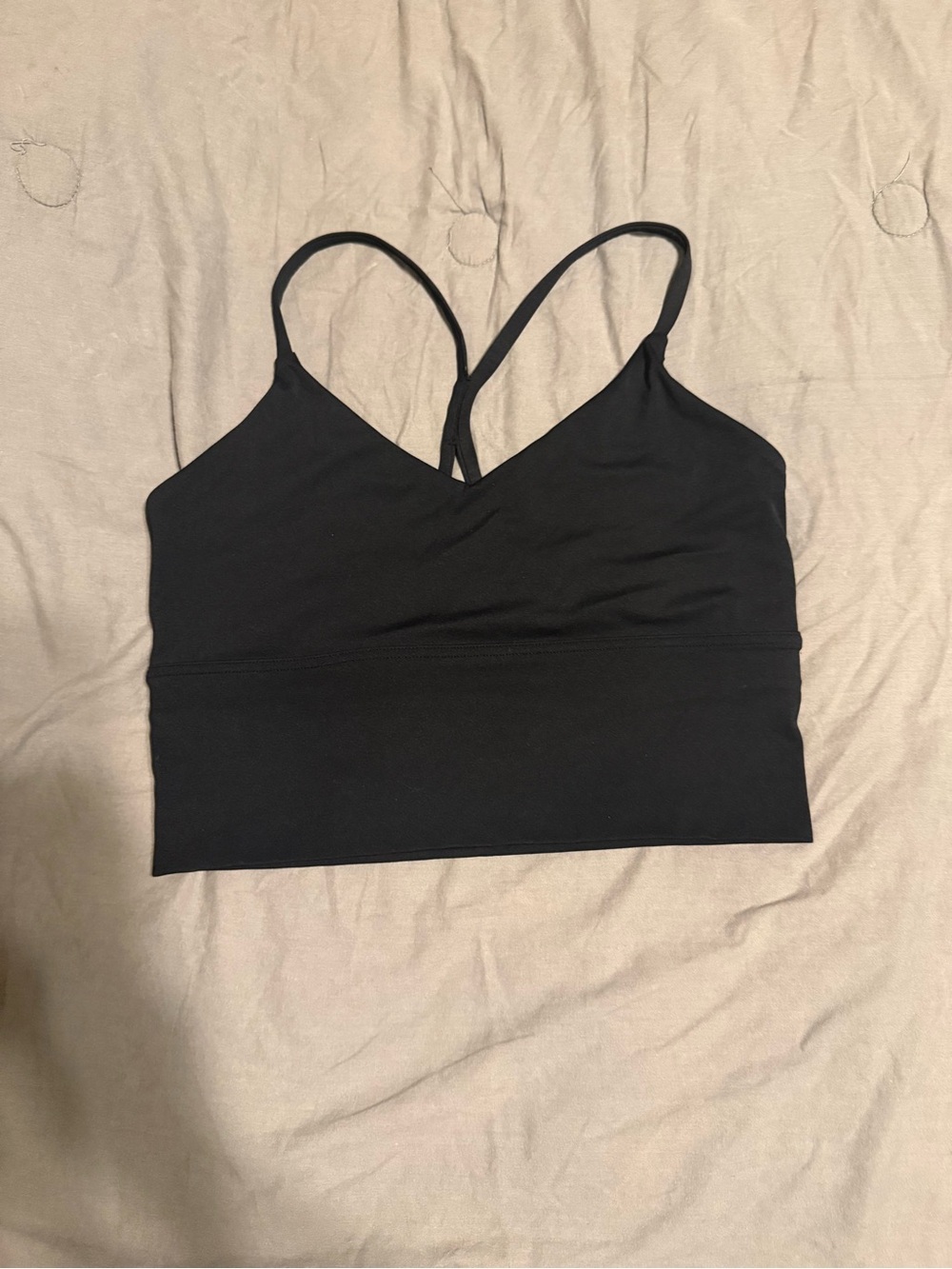 Black Strappy V-Neck Sports Bralette-007